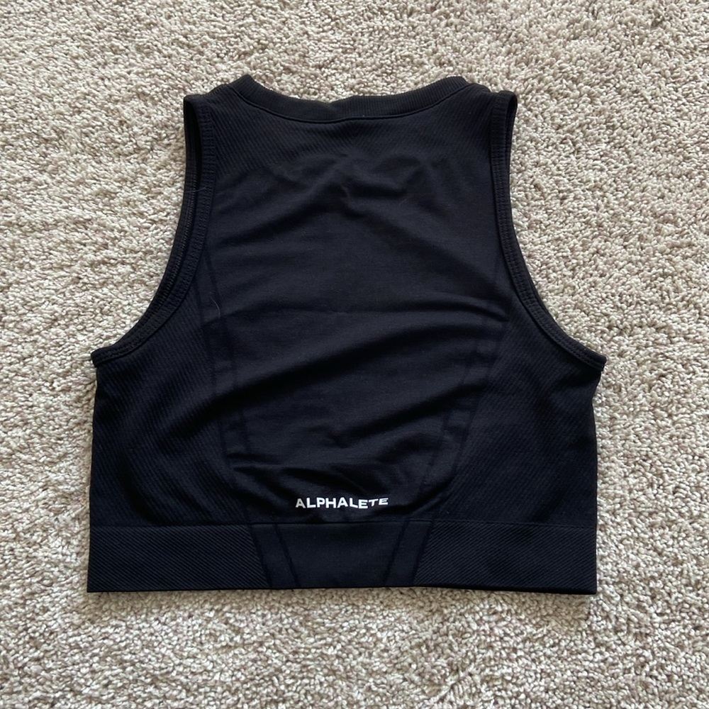 Alphalete Black Ribbed Cropped Tank Top - Picture 5 of 13
